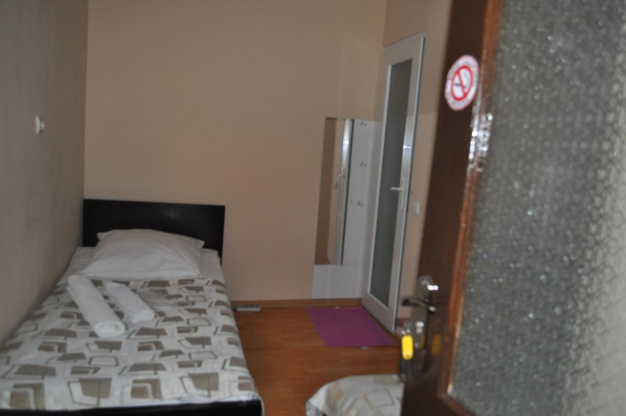 Hotel Your Comfort Tbilisi Rom bilde